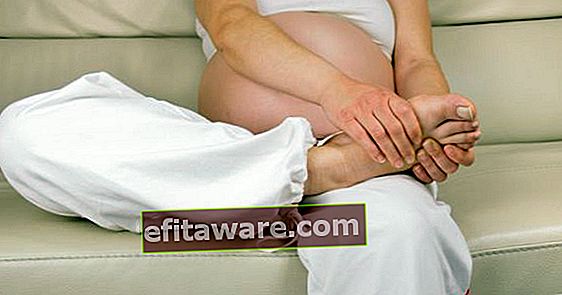 Cum se previne umflarea piciorului și gleznei (edem) în timpul sarcinii?